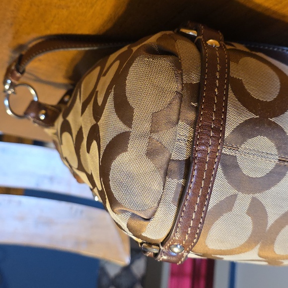 Coach Alexandra Tote Bag featuring a signature "Op Art" canvas pattern. - Picture 9 of 16